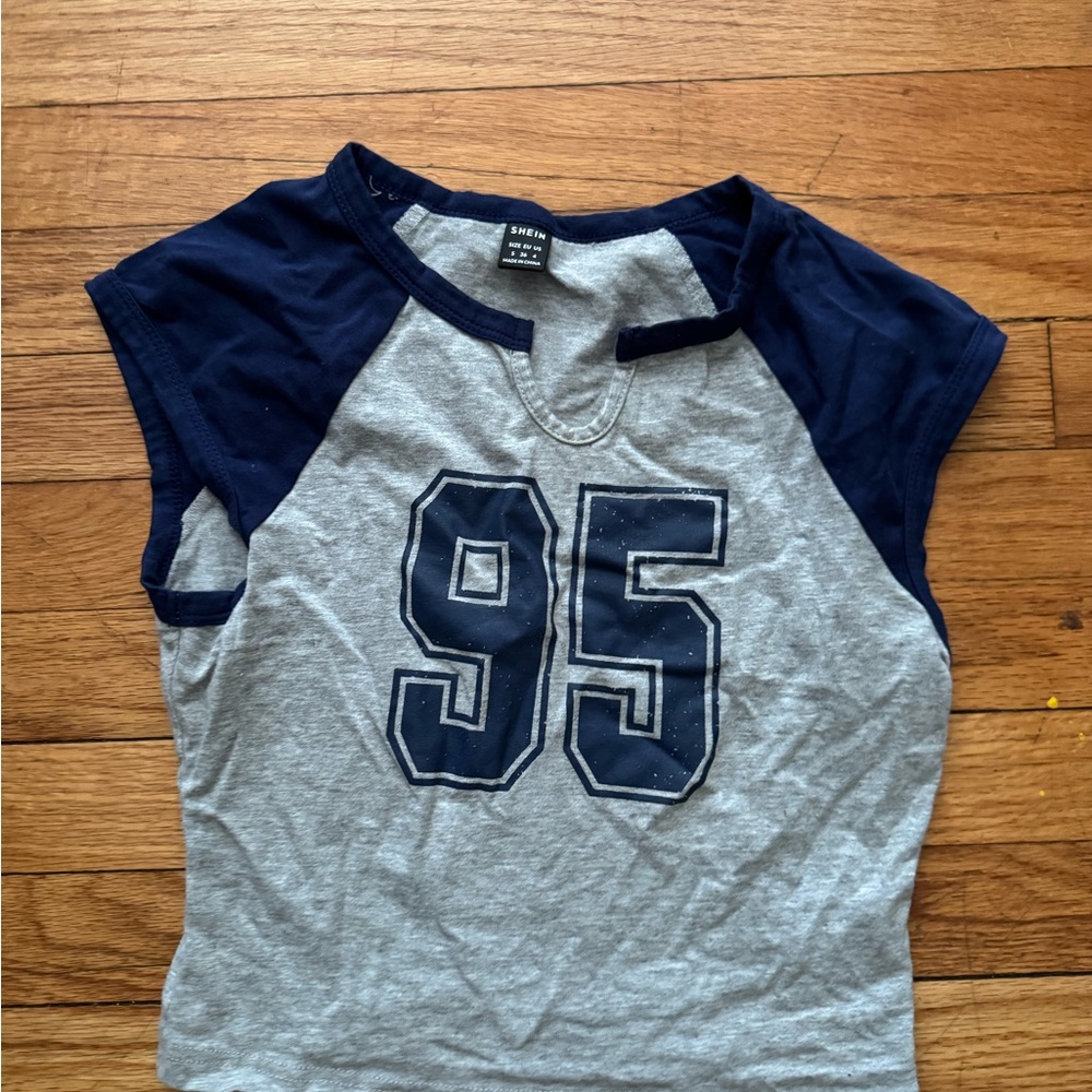 Gray and Blue Number 95 Shirt